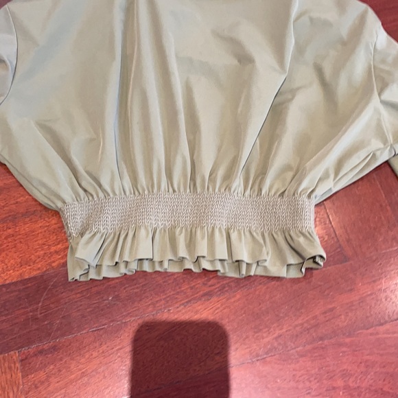 Zara Tops Zara Green Utility Cropped Top Poshmark